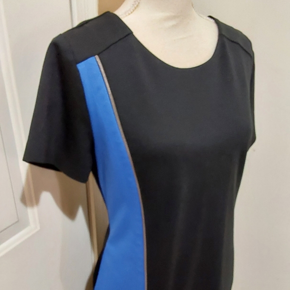 🌺 Like New Doc & Amelia (By Cintas) Black Colorblock Dress - Picture 2 of 11